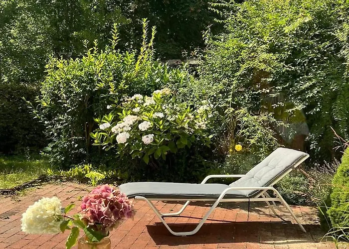 Mit Garten Am Wald Apartman